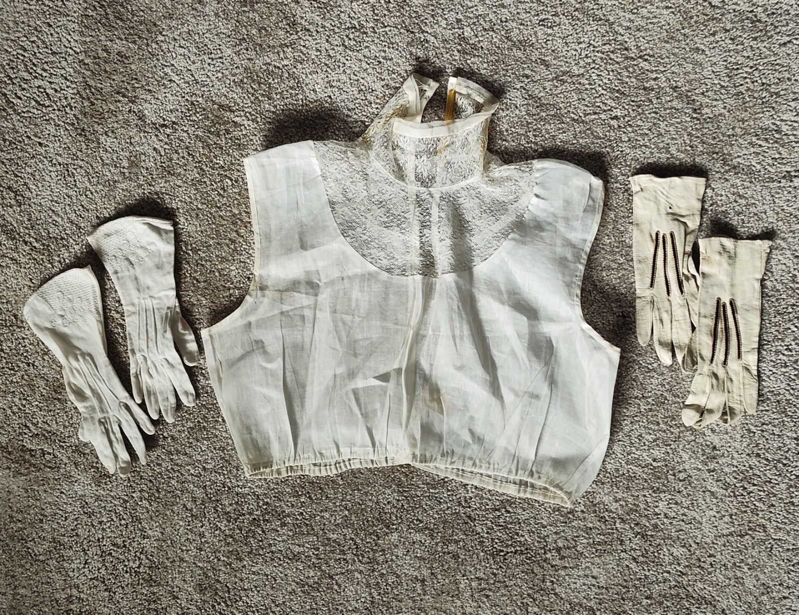 Antique 1910s High Collar Corset Cover Vest Camisole Cotton Lace & 2 Pair Gloves