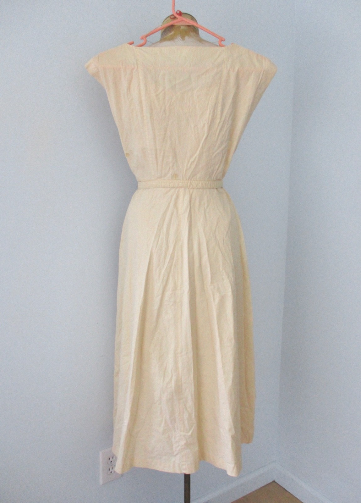 Vtg 40s 50s butter yellow Sanforized cotton dress smocked bodice pockets belt XS
