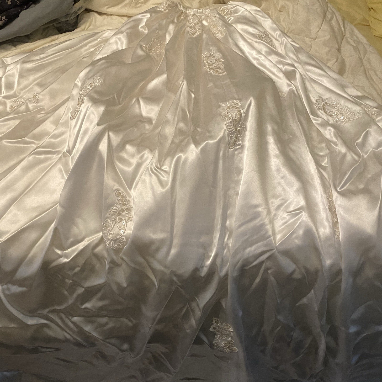 Majestic Vintage Y2k White&Ivory Satin Short Wedding Dress detachable Train Sz.8