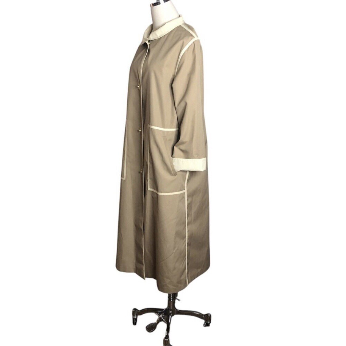 Vtg Bonnie Cashin Raincoat Size Small Beige Turnlock Weather Wear Russel Taylor