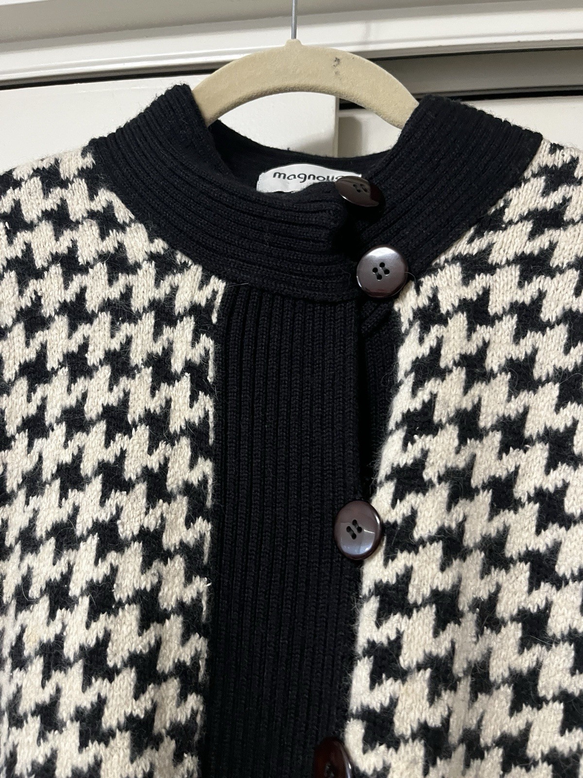 Magnolia Houndstooth Vintage 80s sz 10 shoulder pads elastic loop and button