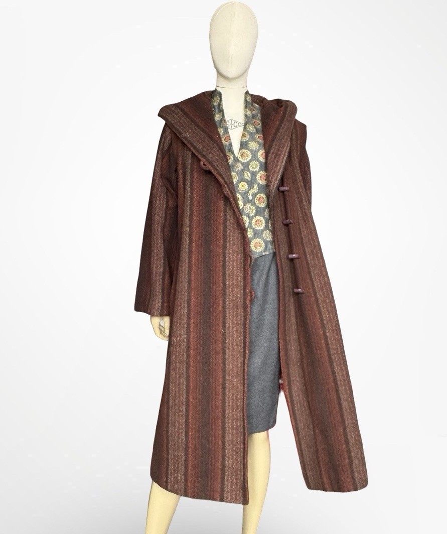 Scottish Wool Hooded Toggle Coat Peabody House Vintage 1970s Sony Pictures Large