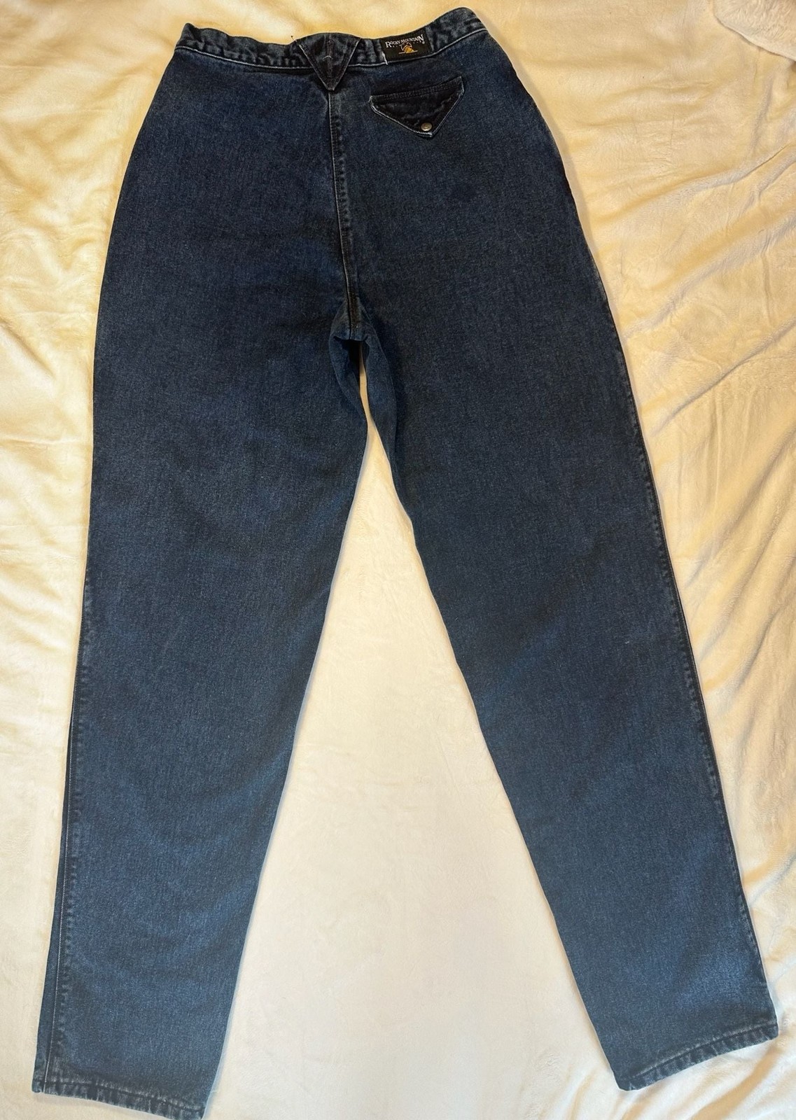 13/32 Vintage Rocky Mountain Clothing High Waisted Western V-Yoke Jeans
