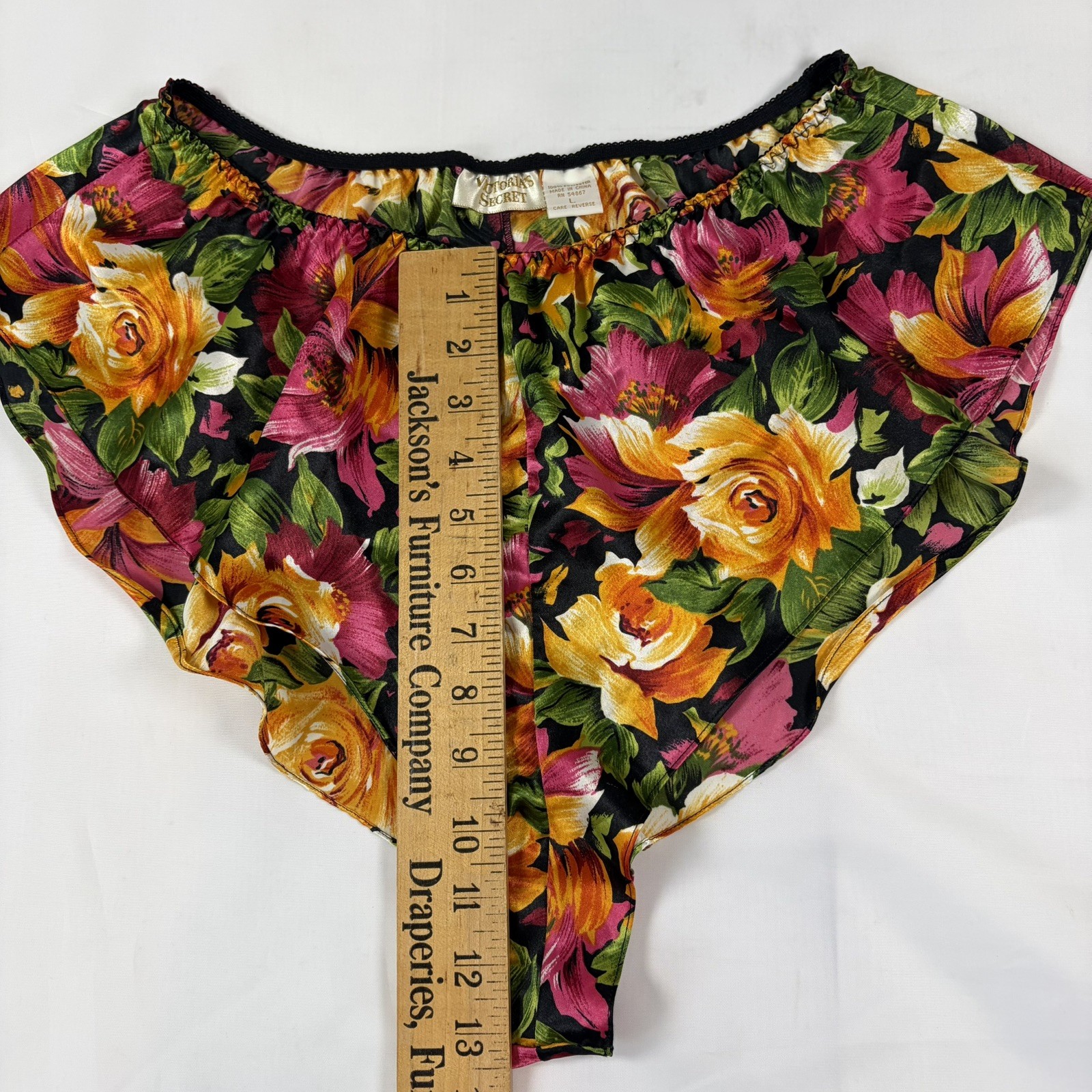 Vintage Gold Label Victoria’s Secret Lingerie Floral Shorts Women’s Size Large