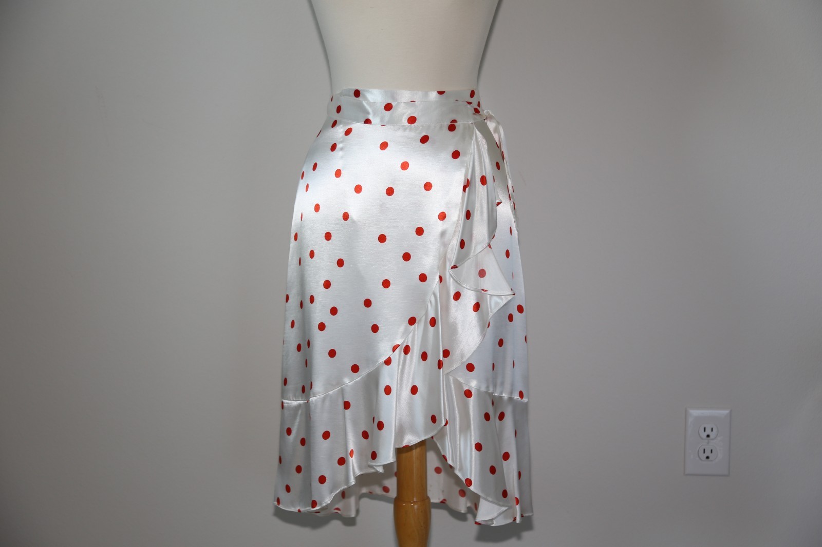 TOPSHOP petite polka dots wrap midi skirt US0 UK4