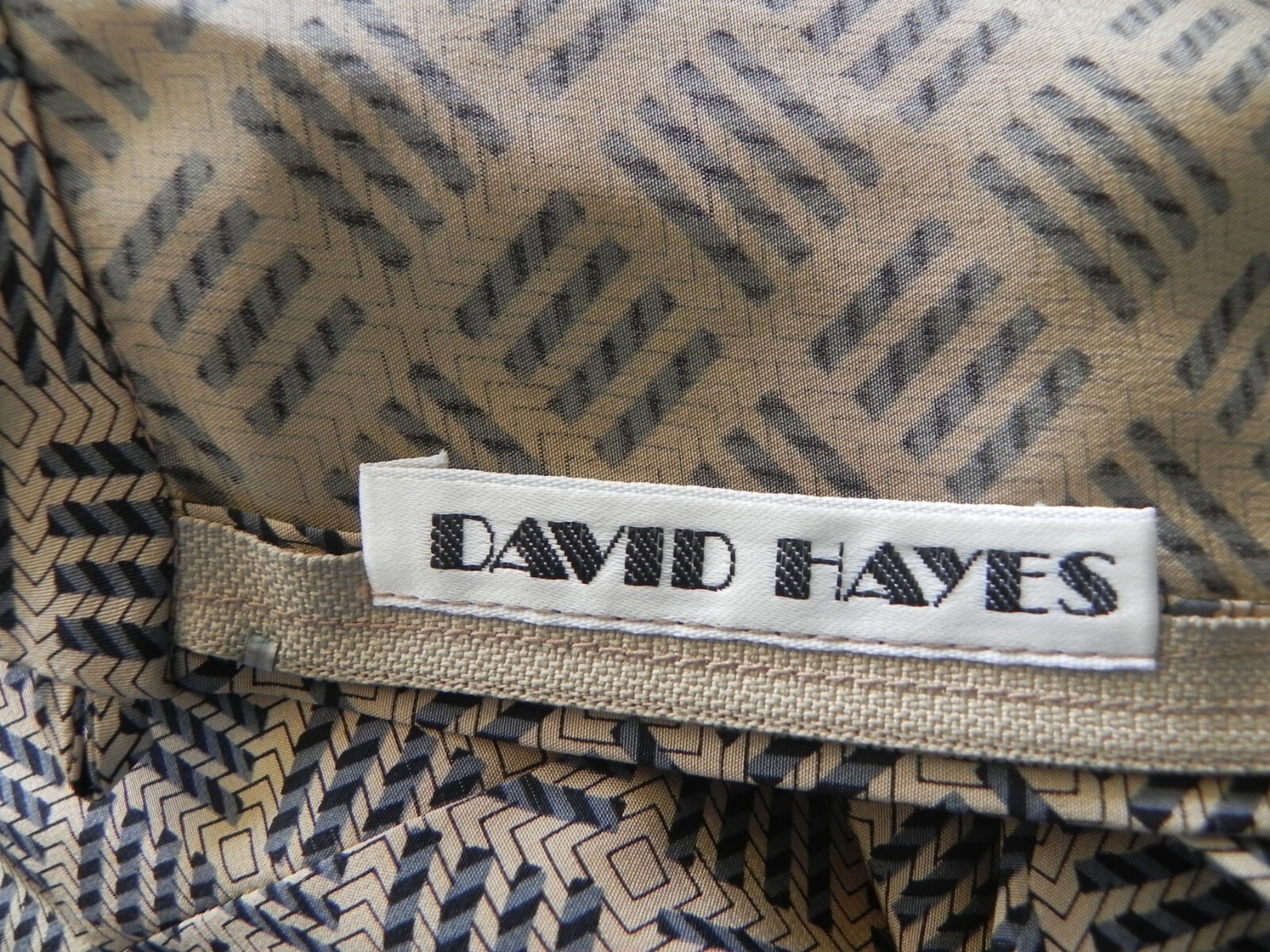 Vtg David Hayes Blouse 100% Silk Long Sleeve High Neck Back Zip Size 4