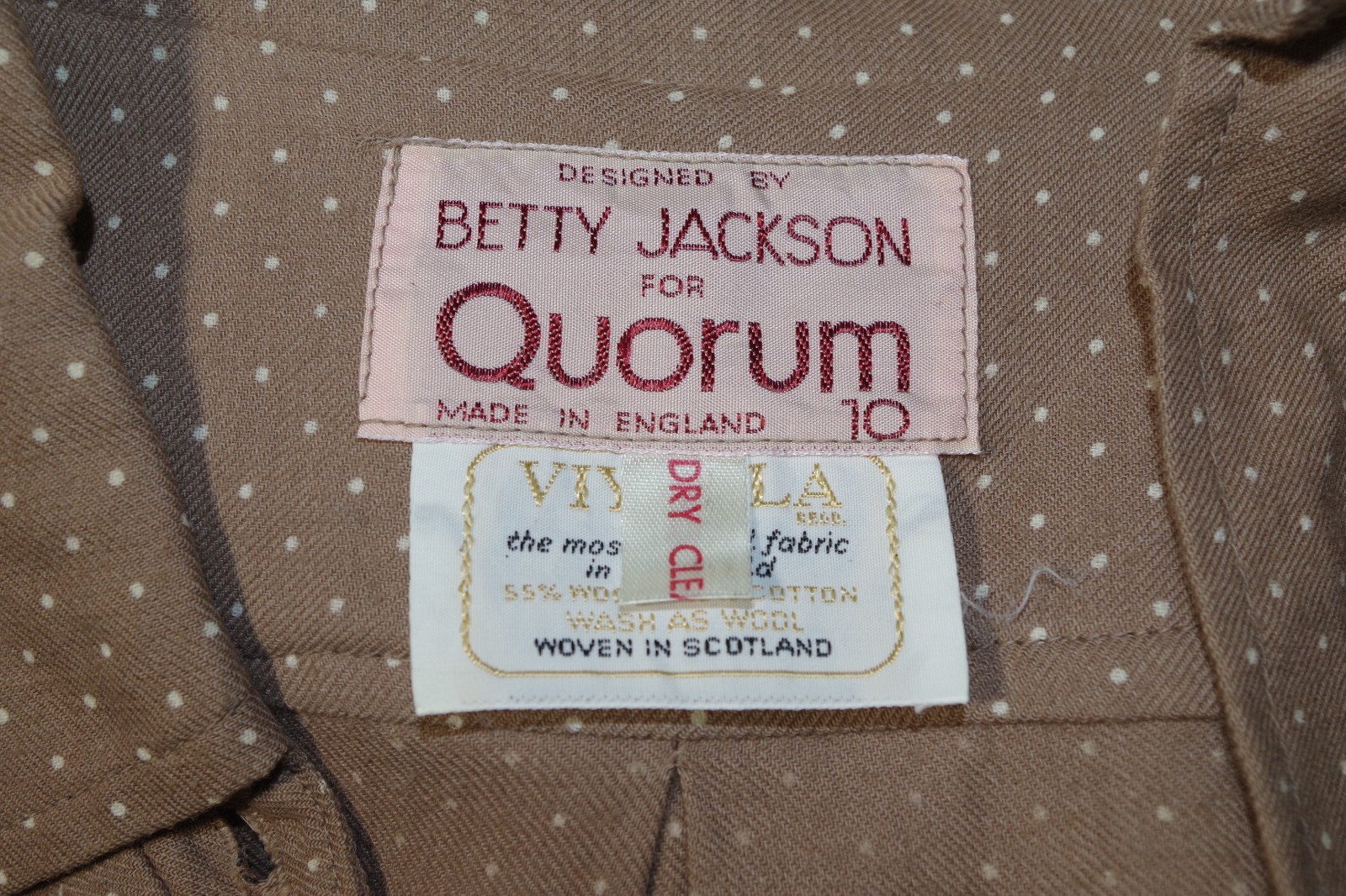 P4 Vintage Betty Jackson for Quorum Tan Polka Dot SHIRT 10 England Wool & Cotton