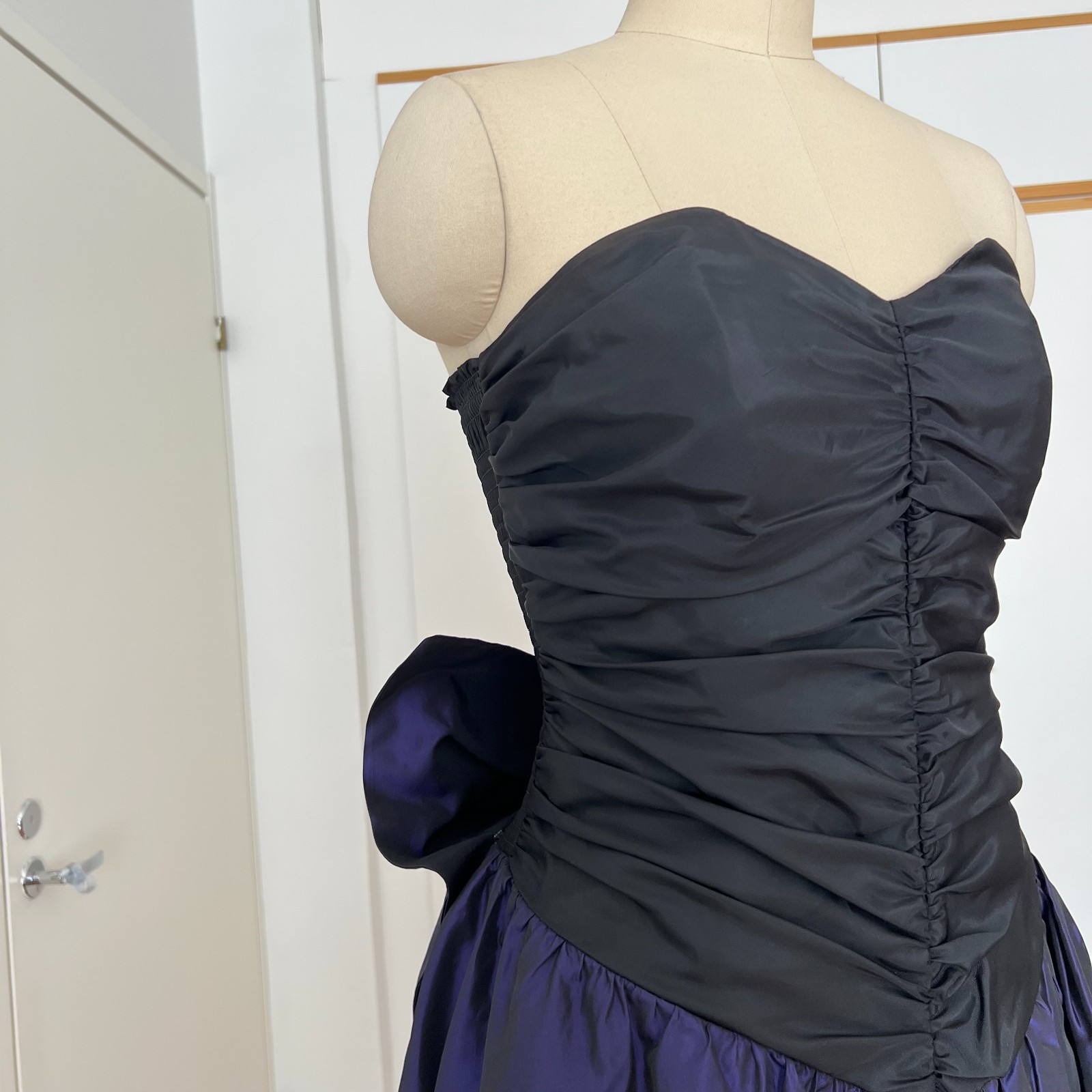 1980s Taffeta Prom Party Dress Bow Back Ruched Cocktail Strapless Gown EU 36
