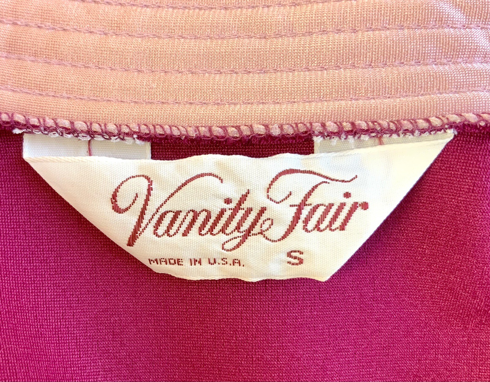 VANITY FAIR LONG FLEECE ROBE HOUSE COAT SZ 12 Fuscia Plum Side Pockets Tie Belt