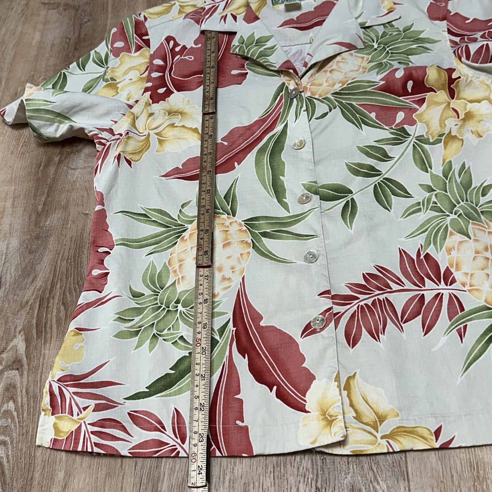 Vtg Tommy Bahama Shirt Top Womens Sz Sm Silk Hawaiian Boxy Vaca Resort Beach