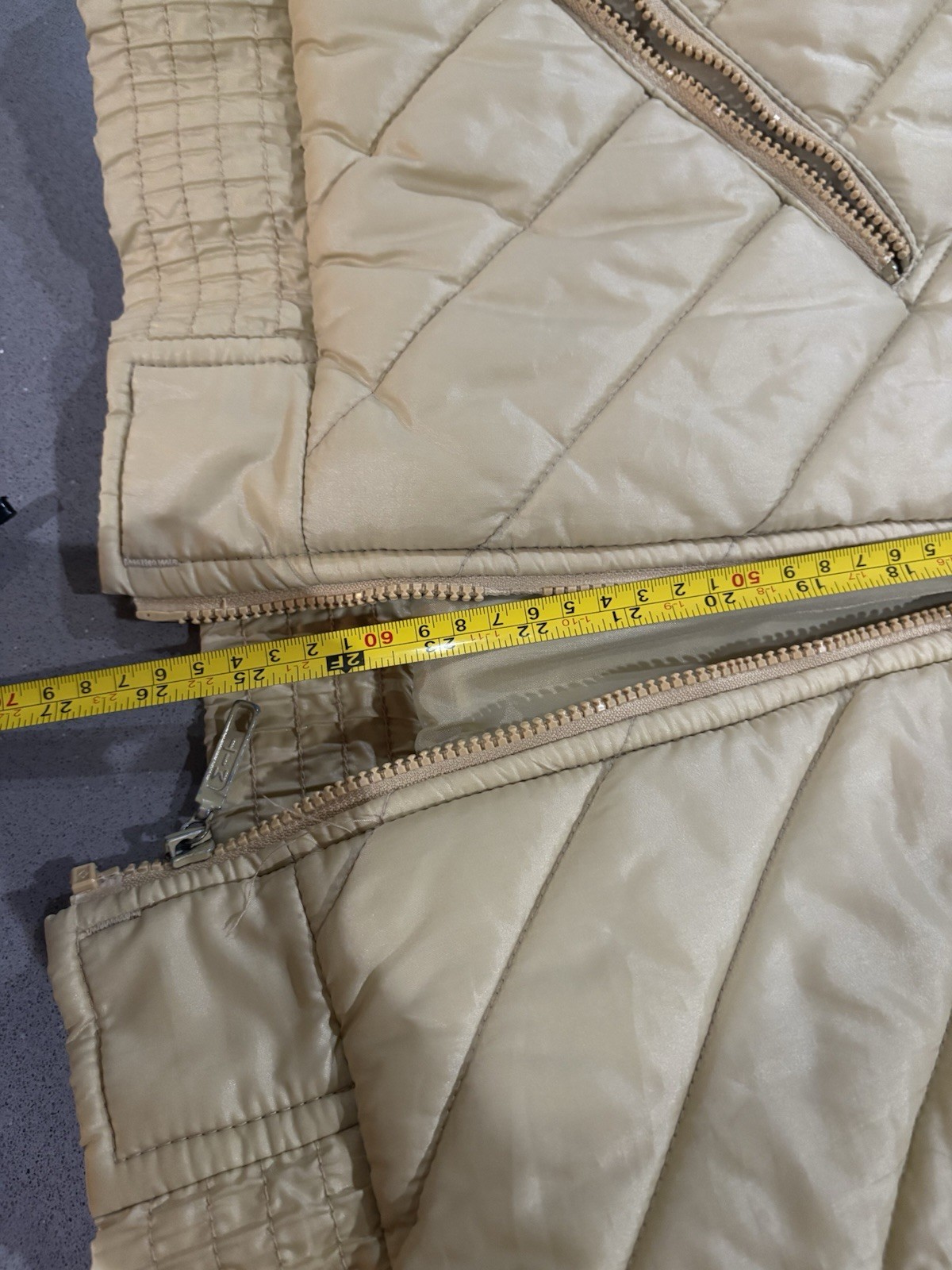 Vintage Changing Scene Puffer Jacket Needs Zipper Replaced