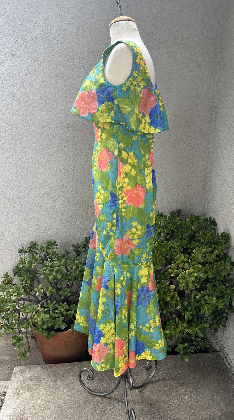 Vtg Hawaiian Mermaid Style Dress Floral S/M Sydney Honolulu