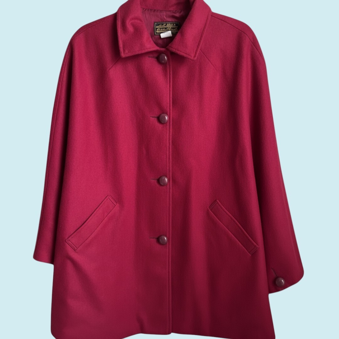 C.C. Filson & Eddie Bauer Vintage Cape Women’s Medium Red 100% Virgin Wool Coat