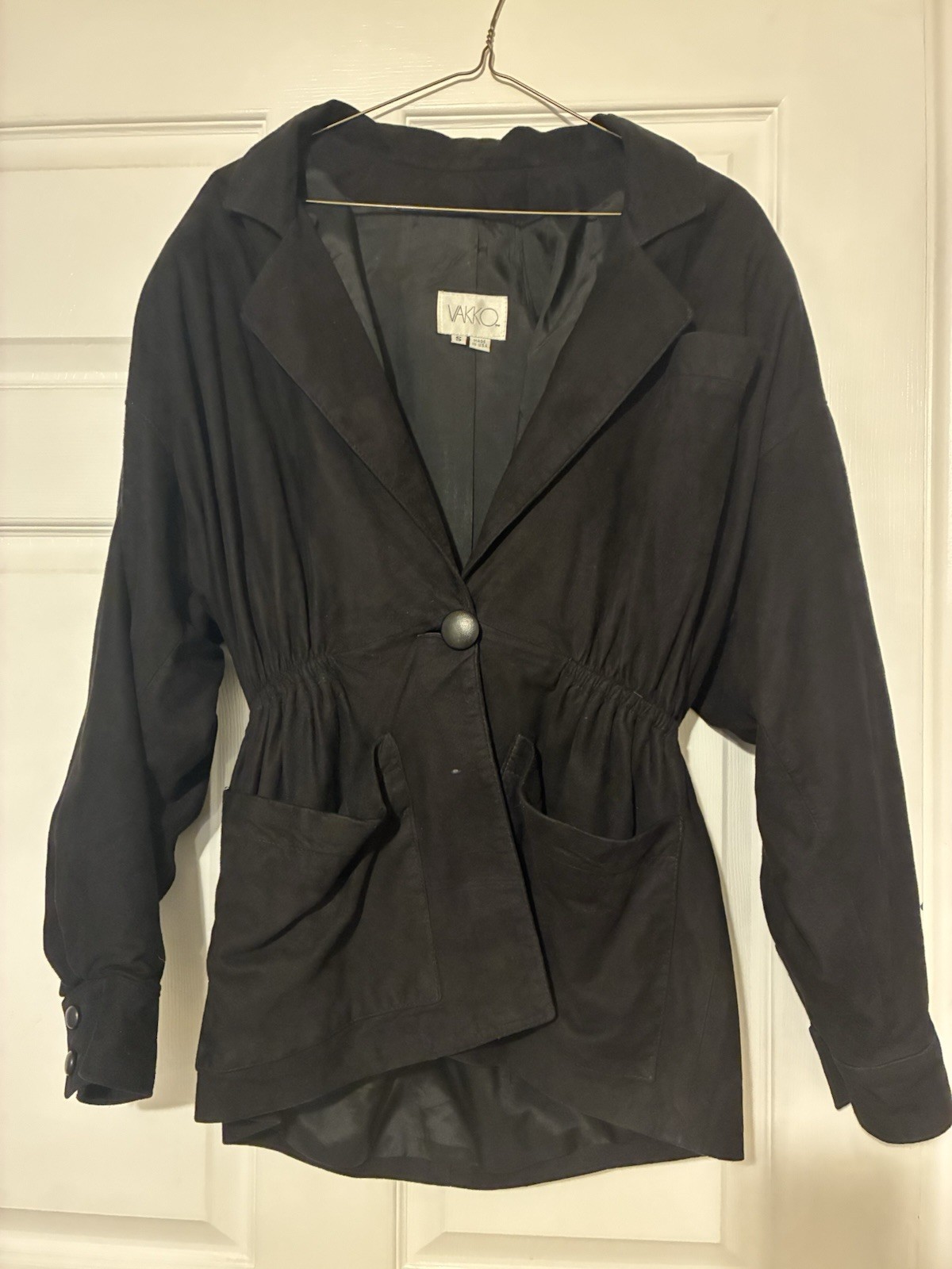Vintage 1980s Vakko Black Suede Jacket Women’s Small Shoulder Pads Button Close