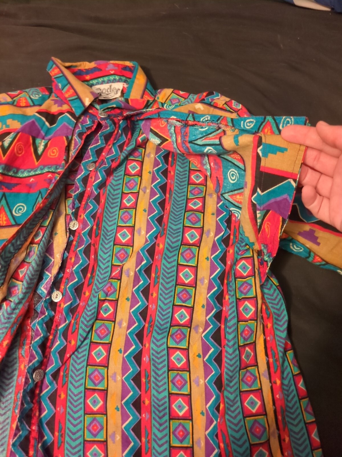 Vintage 80s RODEO Western Wear Womens L Southwestern Aztec Yoke Cotton Shirt