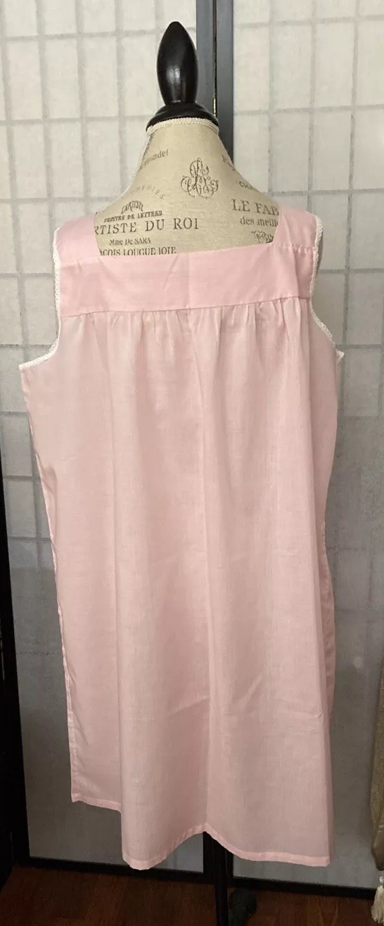 Improved Living NIP VTG 60/70s Wom Estim XL/2XL Embroider Bodice Gown 48” Bust