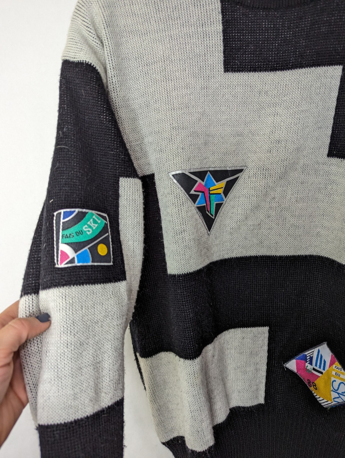 Tyrolia by head Vintage Women’s Ski Sweater 80s Black White Size Small