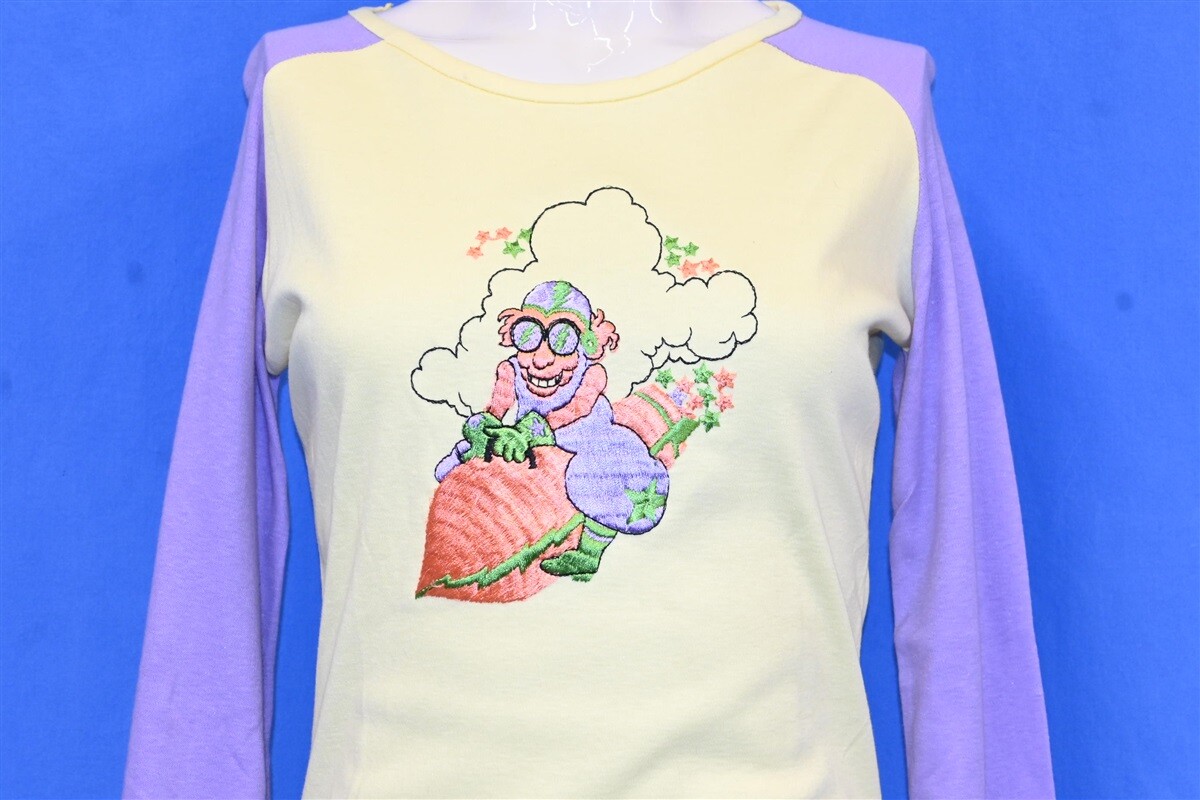 vintage 70s EMBROIDERED ROCKET RIDING CARTOON LONG SLEEVE t-shirt WOMEN’S M