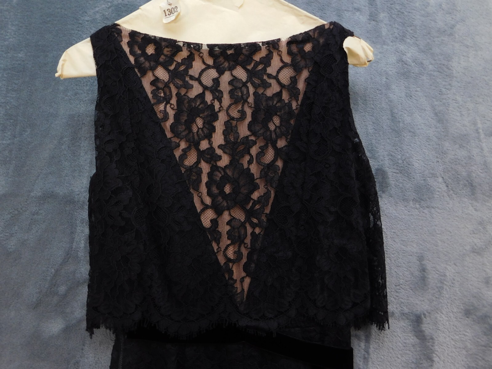 1960’s black Chiffon Dress w Lace Bodice & Chiffon Cape Collar Sm