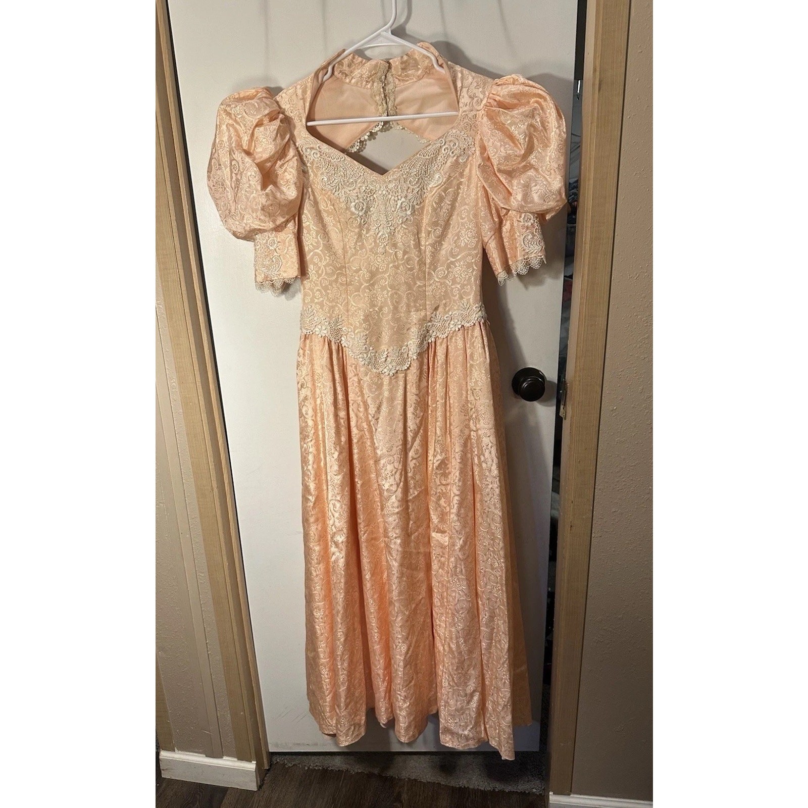 Vtg Women’s Prairie Cottagecore Little Bo Peep Dress Pink Lace puffy sleeves