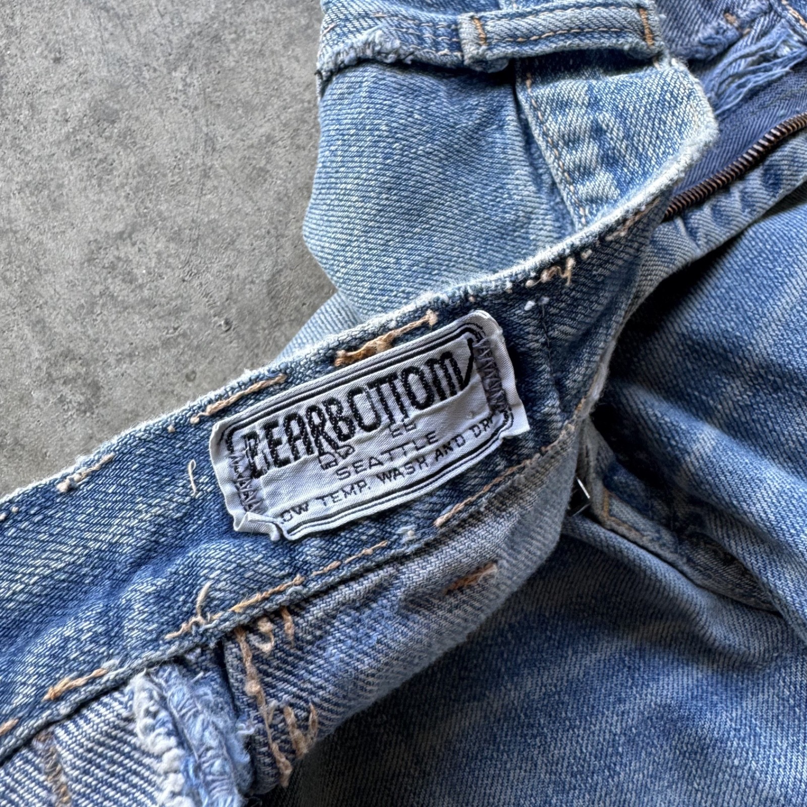 1970s BearBottoms Seattle Wide Leg Flare Jeans 26×30