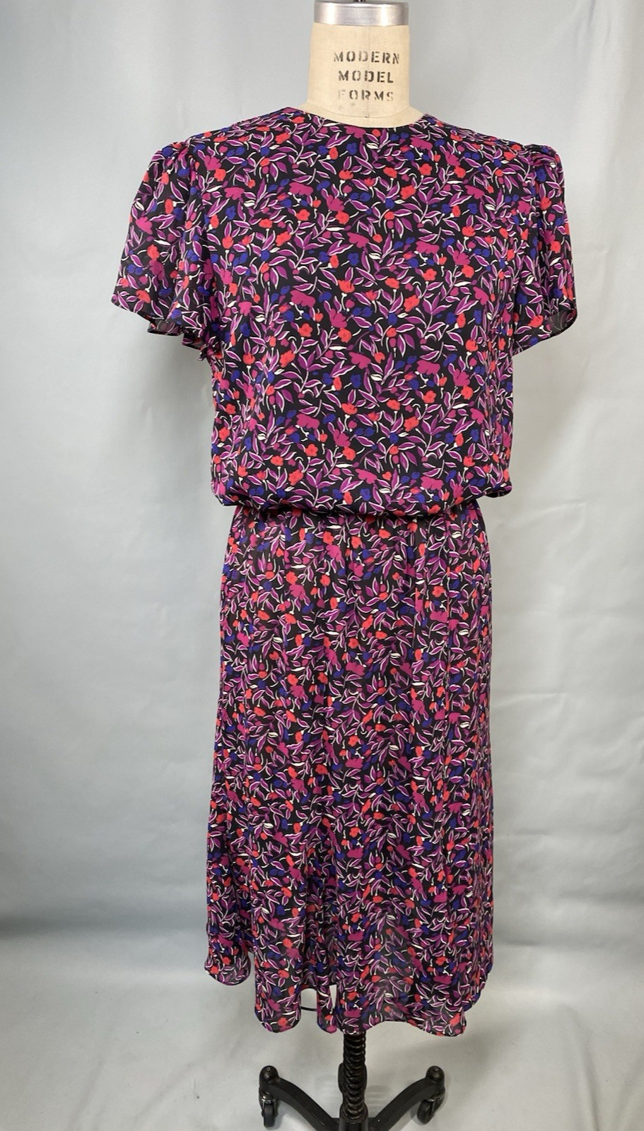 EMERALD ST. Vintage Dress SIZE LARGE purple red classic blouse elastic 80s 90s