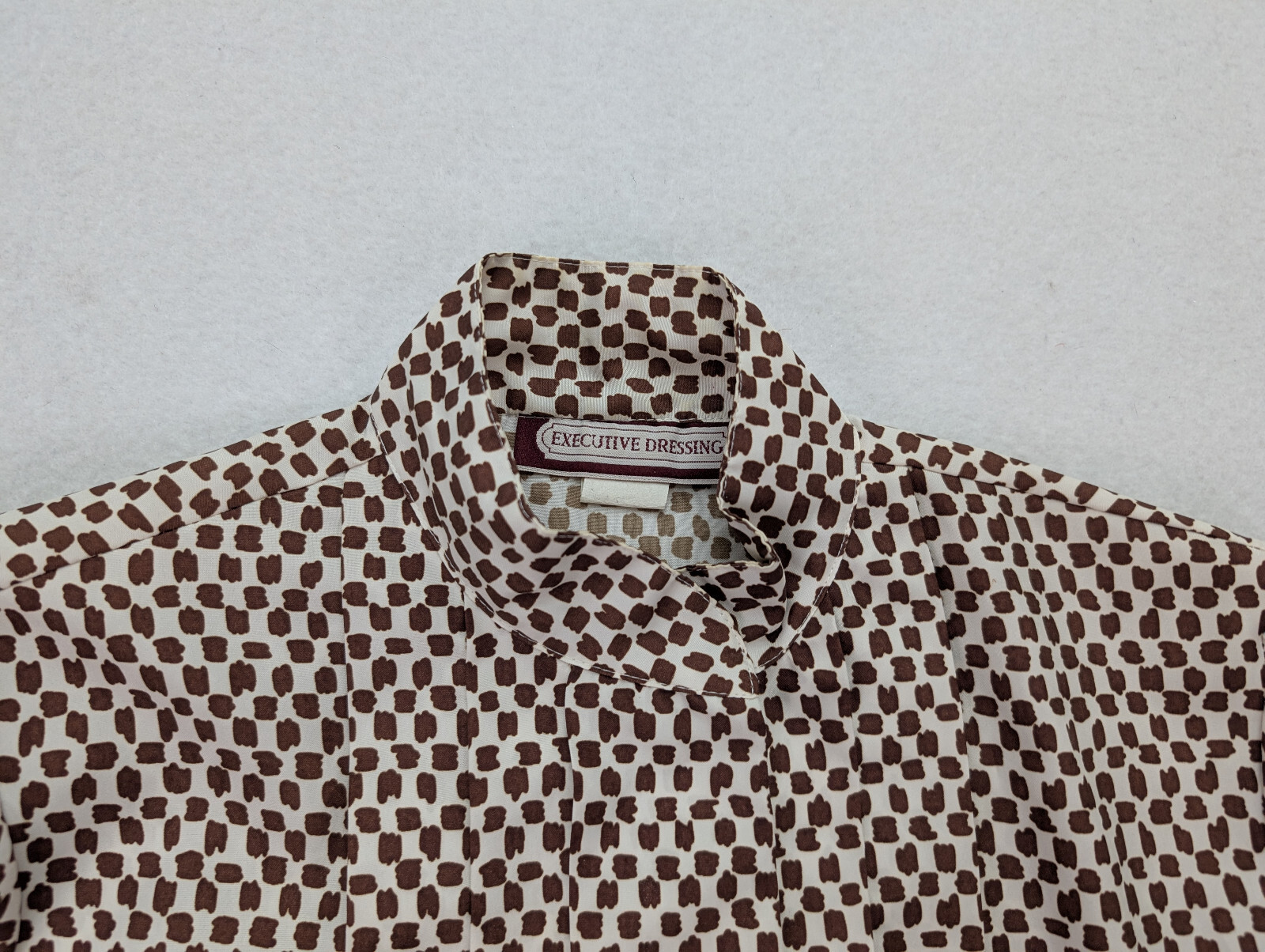 Vintage 70s 80s Women’s Top Blouse Size 10 Executive Dressing Pleated Brown