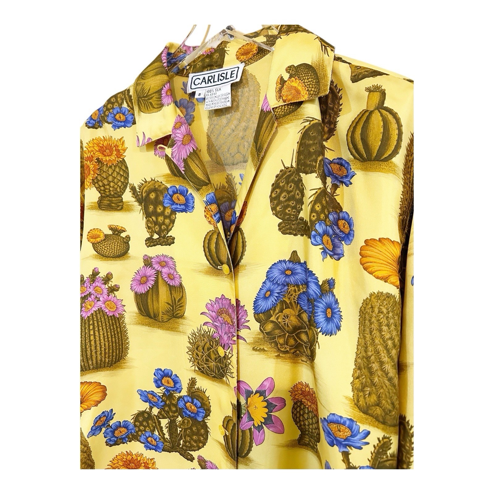 Carlisle VTG Women’s Button Down Silk Shirt All Over Cactus Print Sz 8 Rare!