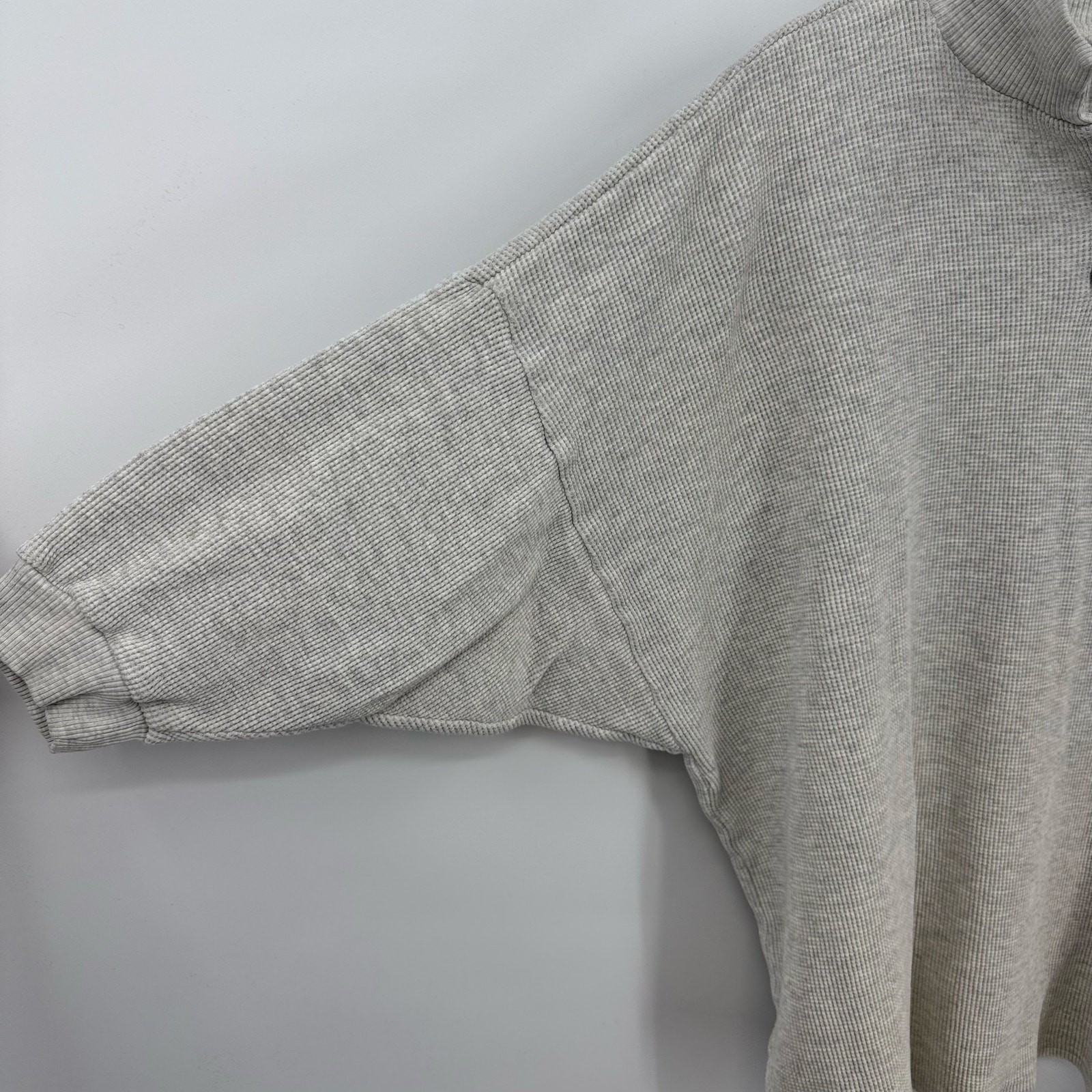 Vintage Fitigues Size Large Gray Waffle Knit Henley Top 3/4 Length Sleeves