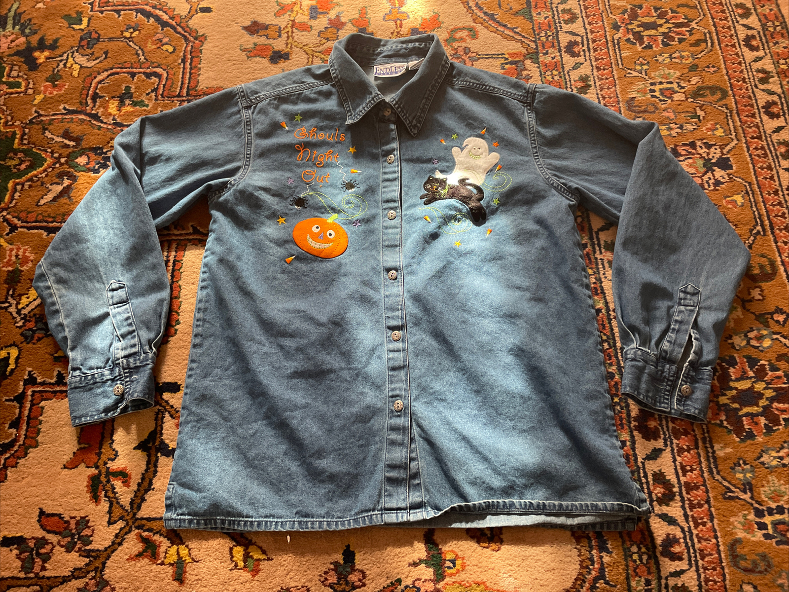 Endless Designs Denim Button Up “Ghouls Night Out” Vintage Halloween Shirt M