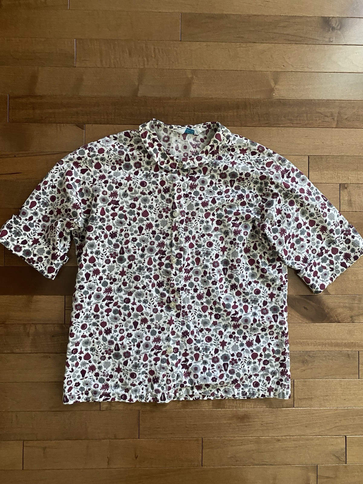 Vintage Women’s Small 1960s? Half Sleeve Shirt Peter Pan Collar Burgundy Floral