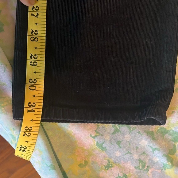 Gap | True Black 1969 Mid-Rise Real Straight Corduroy Pants Size 29/8 Classic