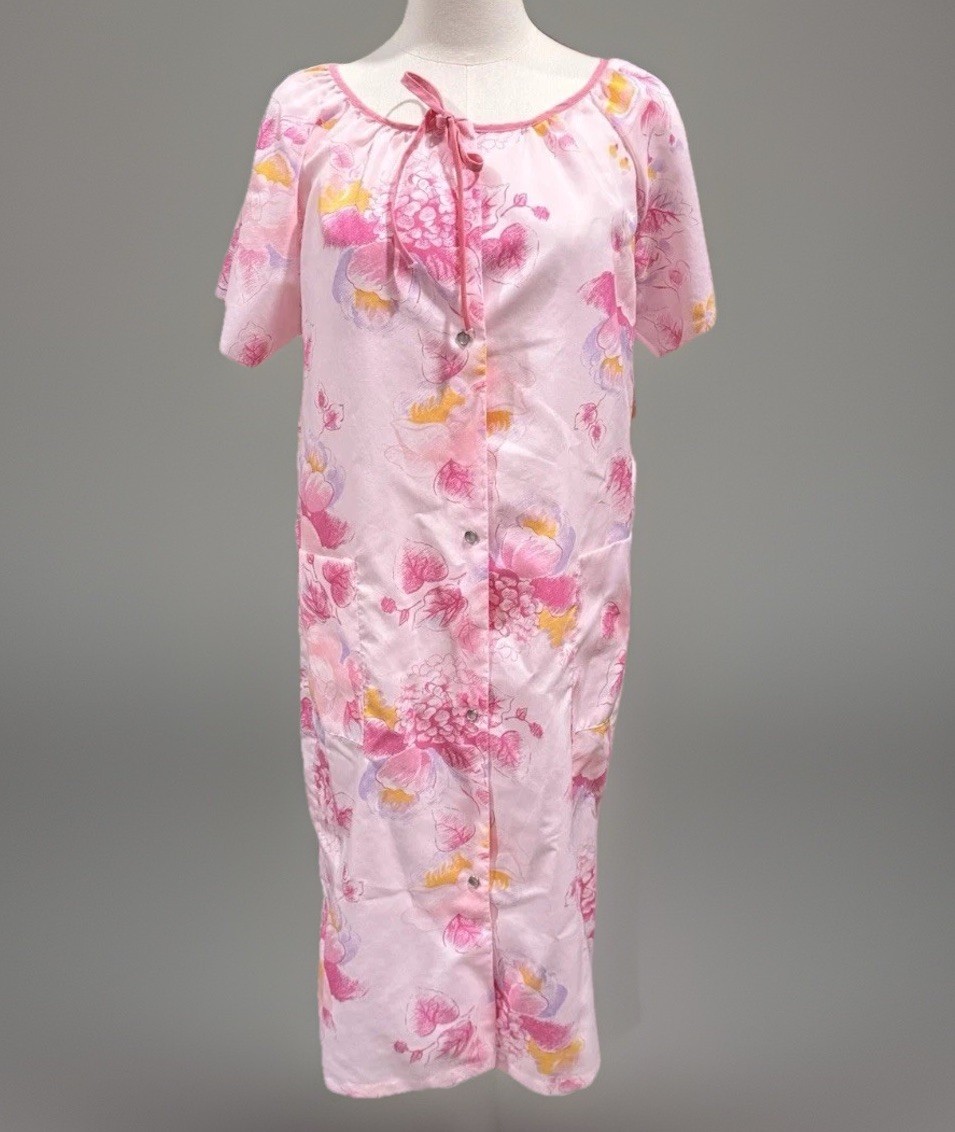 Artisitc Fantasy VTG Granny Core Short Sleeve Snap Button Nightgown Housecoat M