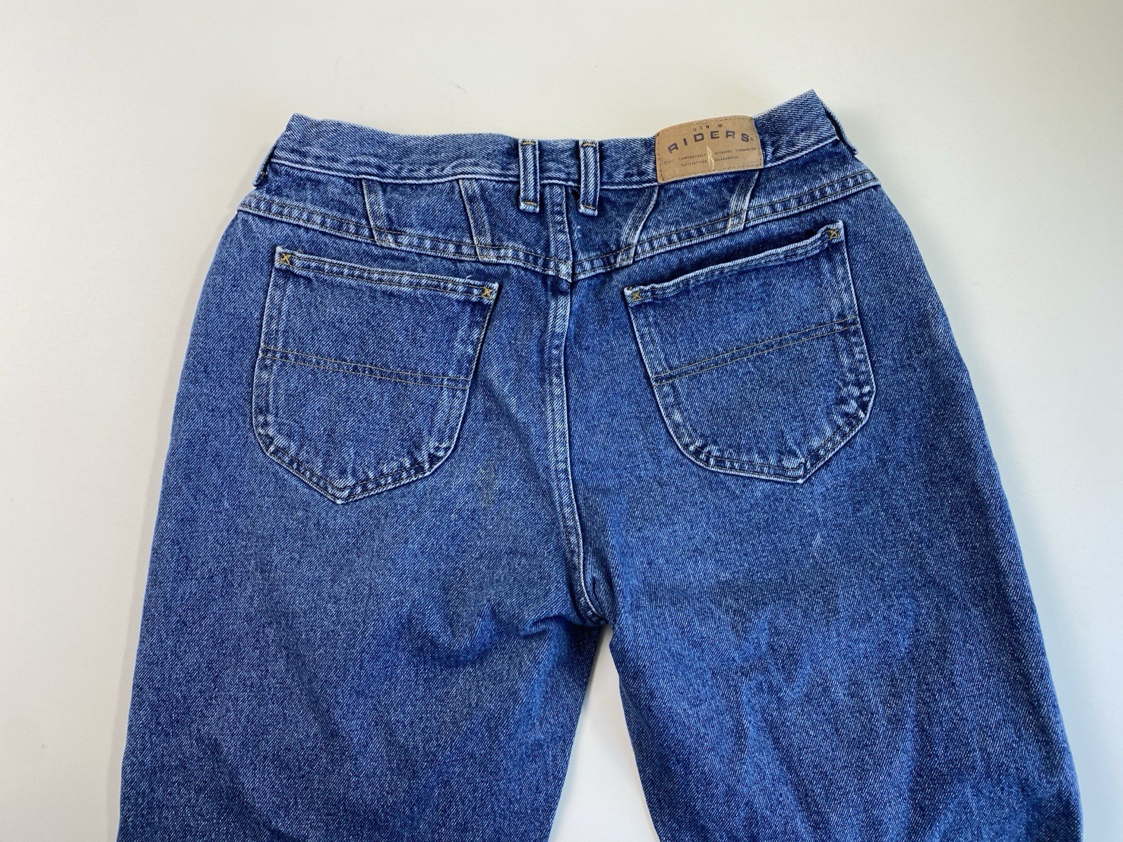 Vintage RIDERS women’s high-waisted 100% cotton blue denim jeans SIZE: 14M