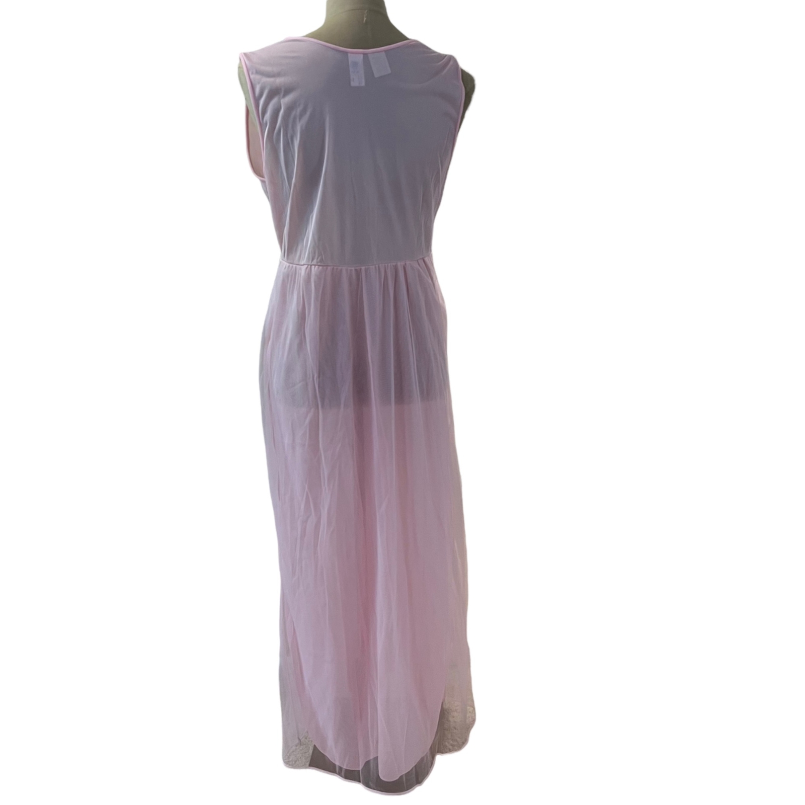 Vintage Women’s Pink Long Nylon Nightgown Lace Accent D’Signer MEDIUM Union Made