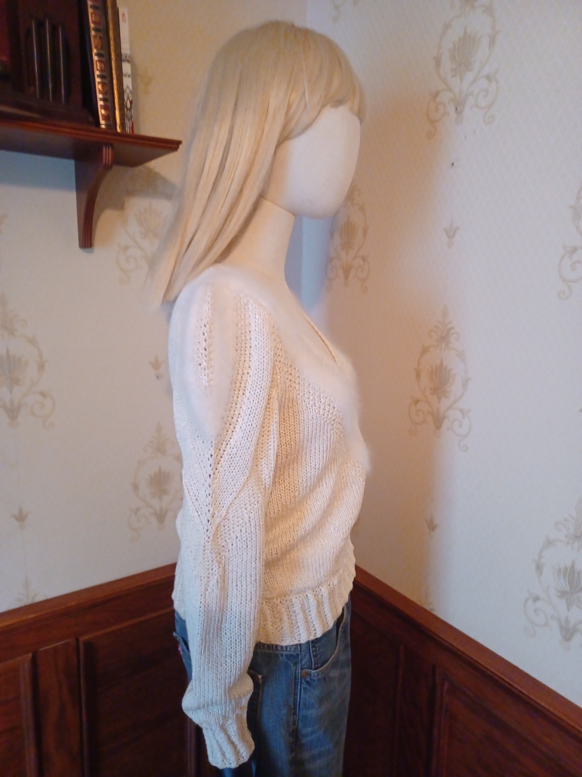 Vintage 1980s Hand-knit Ivory Angora Soft-Girl Sweater by Nannell