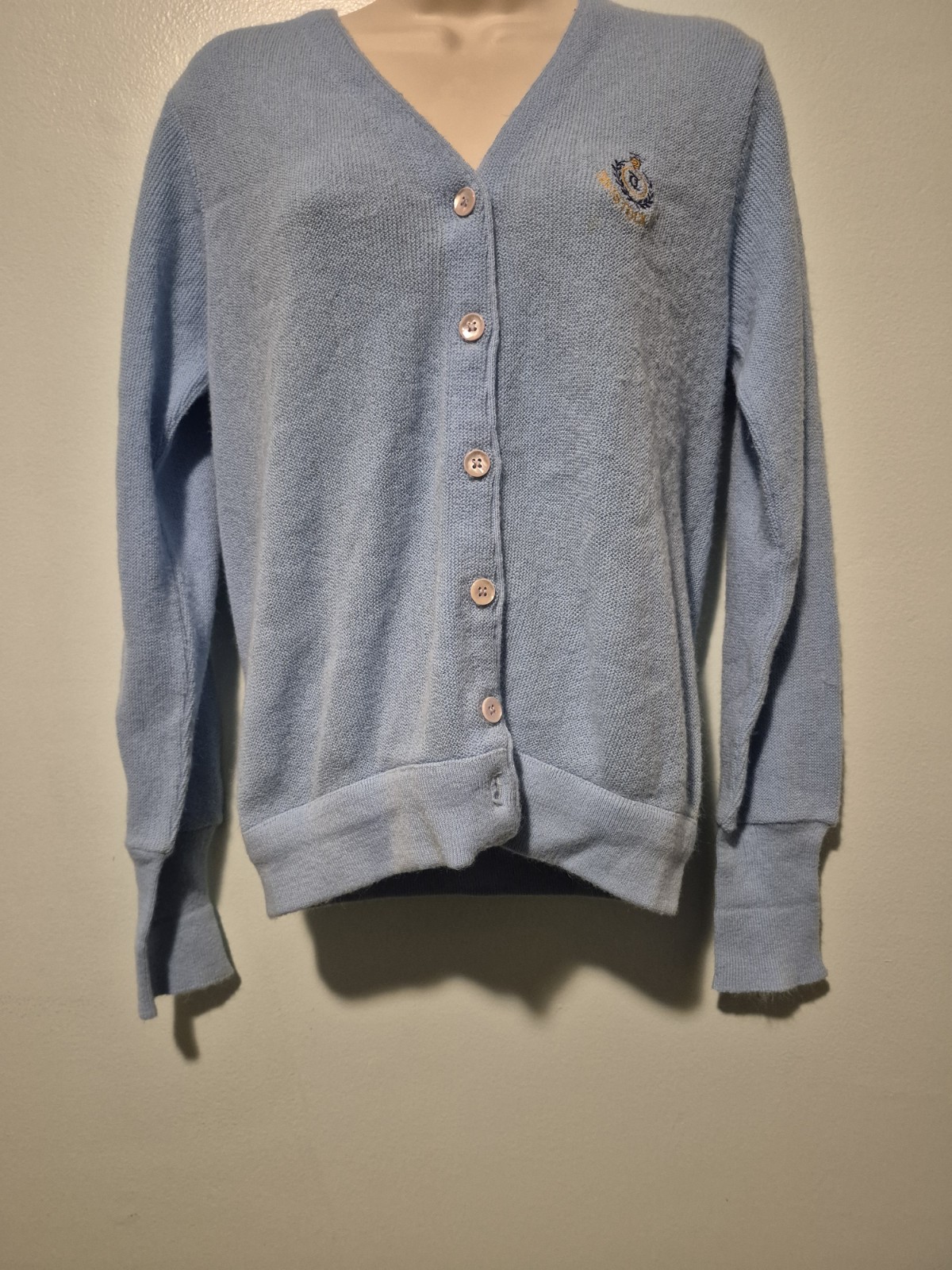 Vintage Lady Pickering Blue V Neck Crest Sweater Women’s Sz M Old School