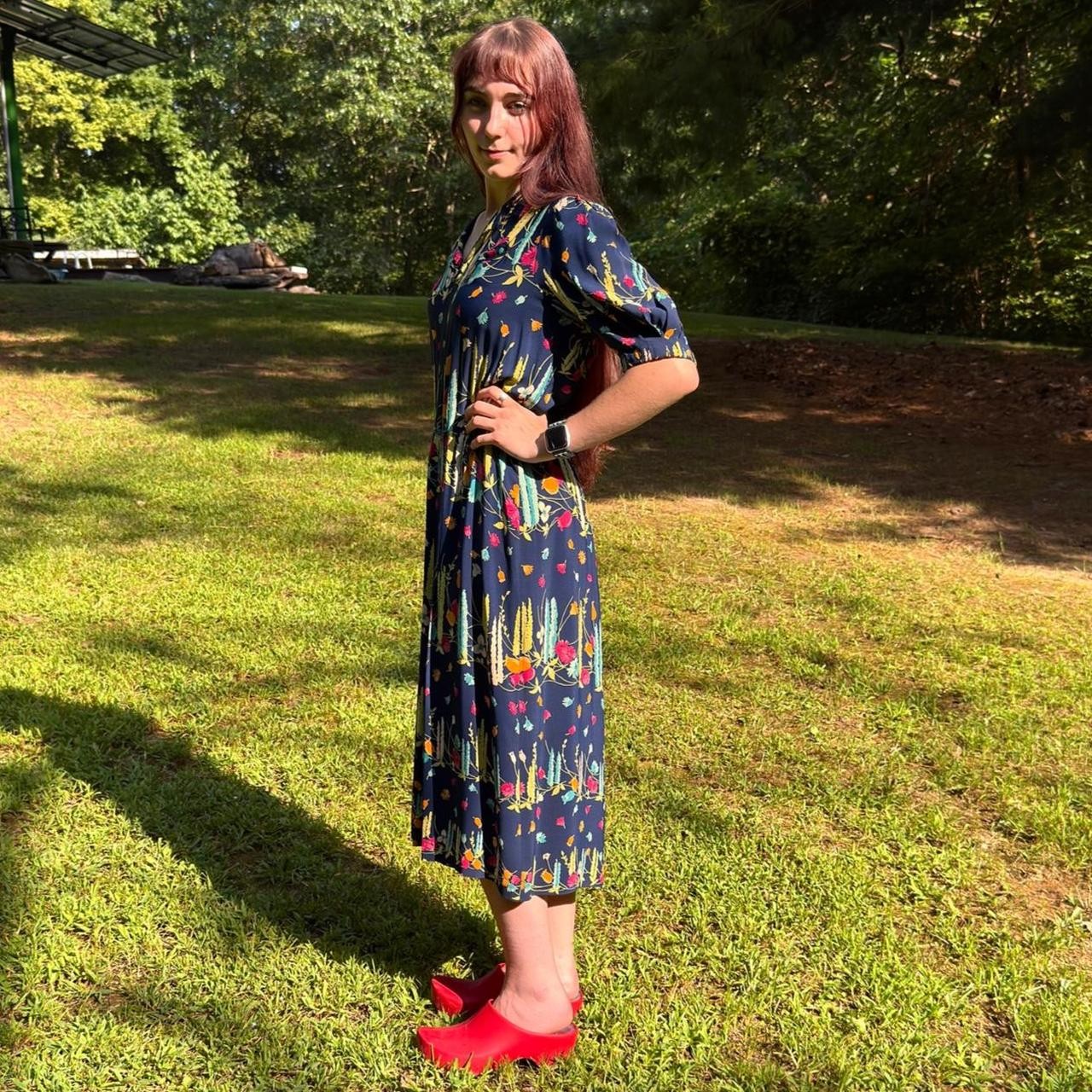 30s navy blue cold rayon crepe dress w/ colorful wildflower talon bell metal zip
