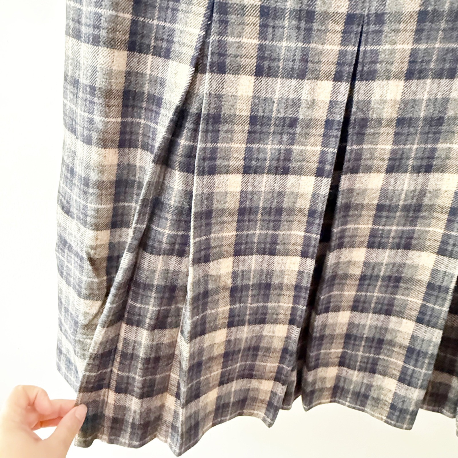 Vintage 70s Pleated Skirt Women 12 Plaid Wool Blend Union Retro Preppy Academia