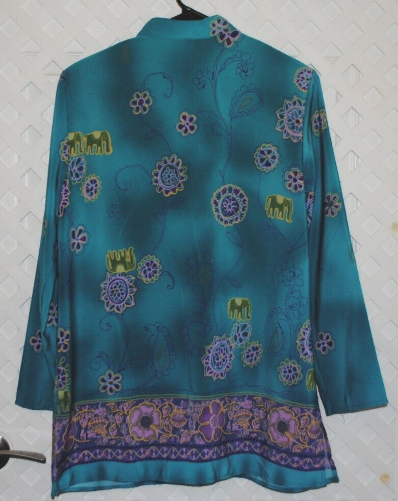 MAGGIE SWEET Kimono Jacket Blouse Mandarin Collar Decorative Hook Closure M