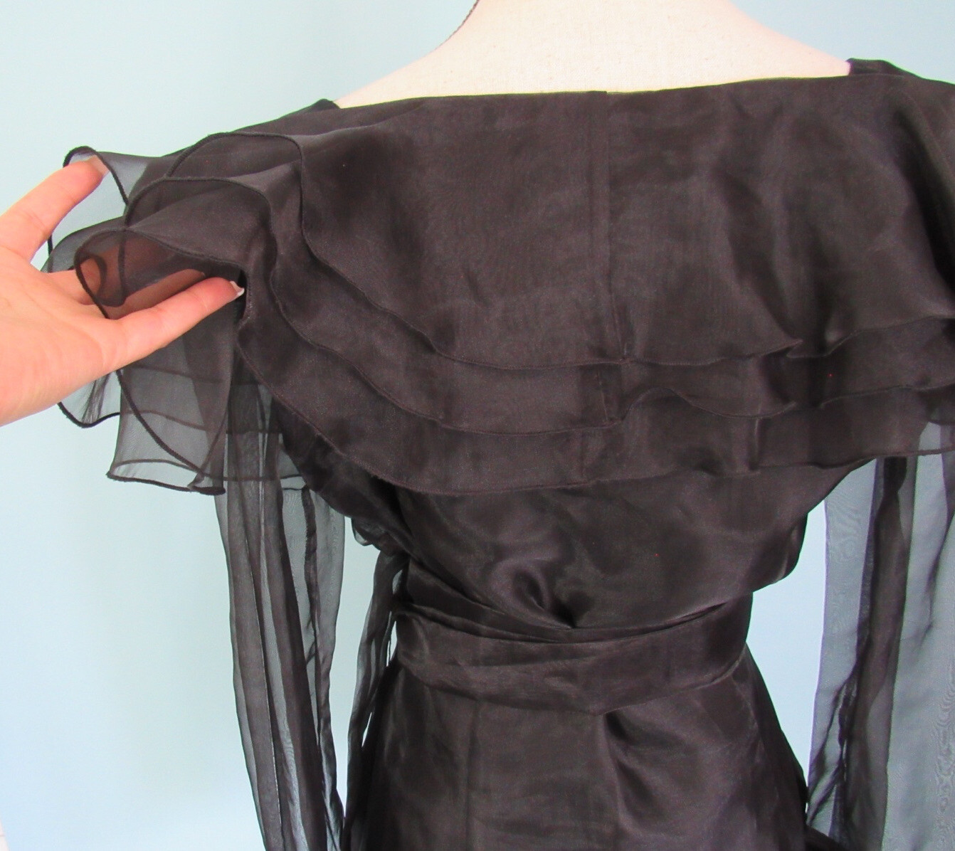 Size M HAMPTON NITES Black Wrap Blouse VINTAGE Shoulder Ruffles Sheer Sleeve