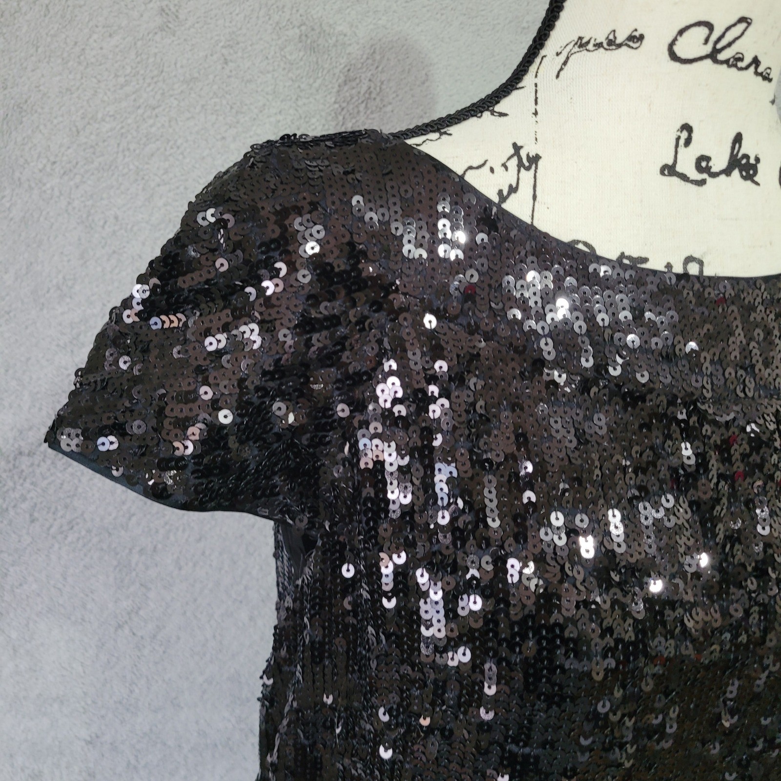 Vintage y2k Banana Republic black sequin cocktail shift dress 100% silk glam