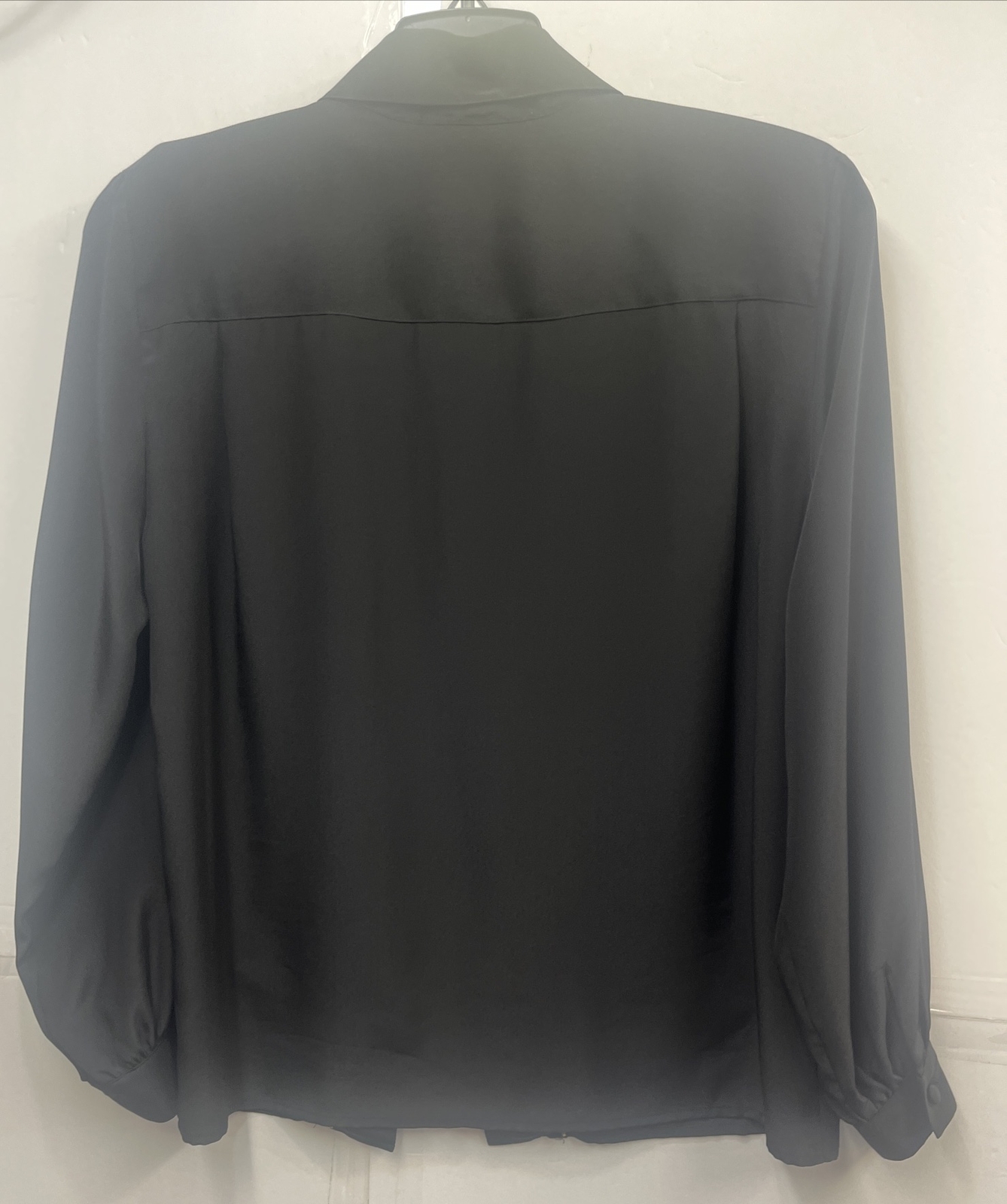 RARE FIND- VINTAGE COLLECTIONS BY Josephine Button Down GOLD TRIM BLACK SHIRT 10