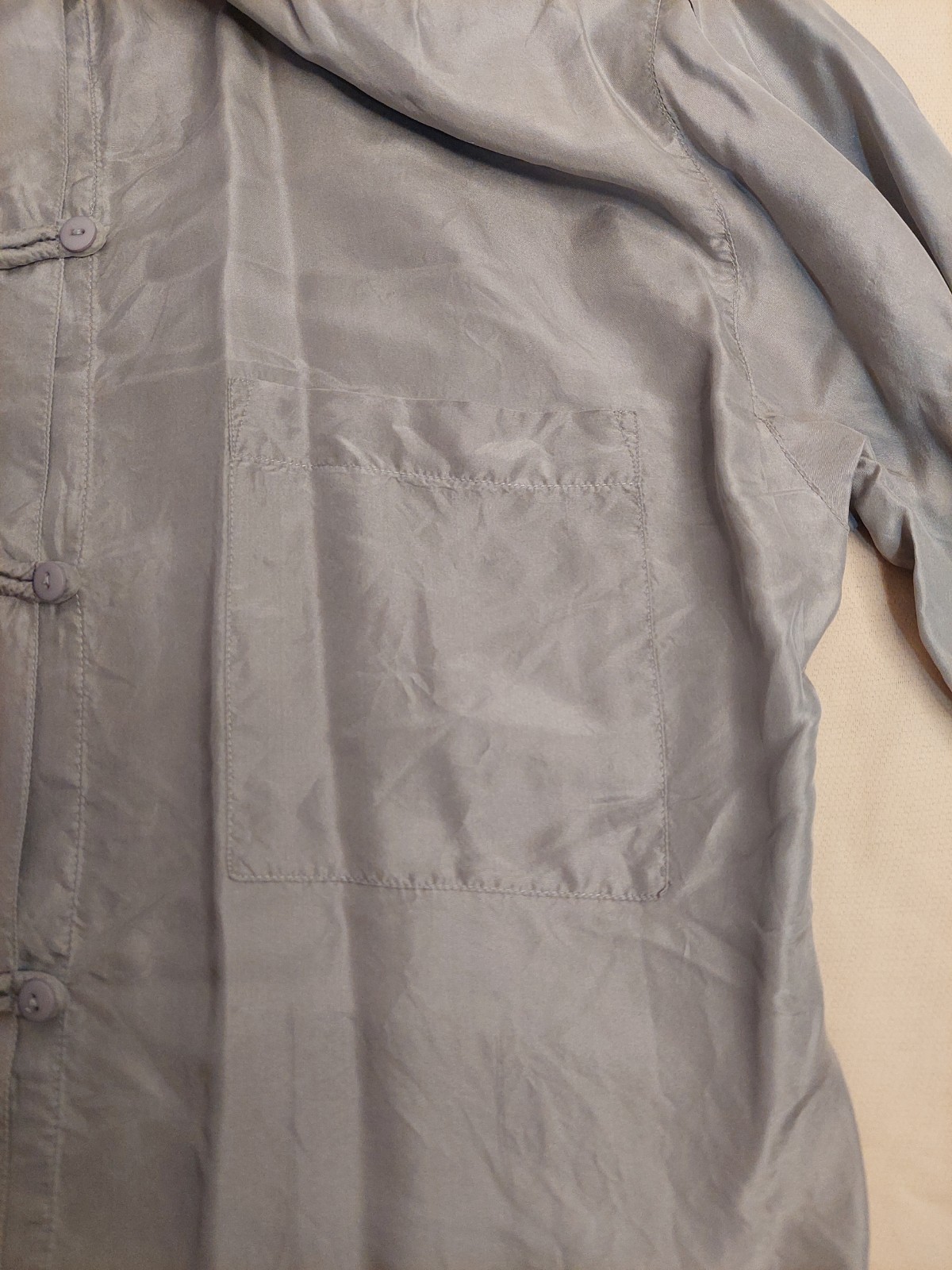 100% Silk Shirt Top Womens S (Fits M) Gray Frog Closure Asian Minimalist Y2K