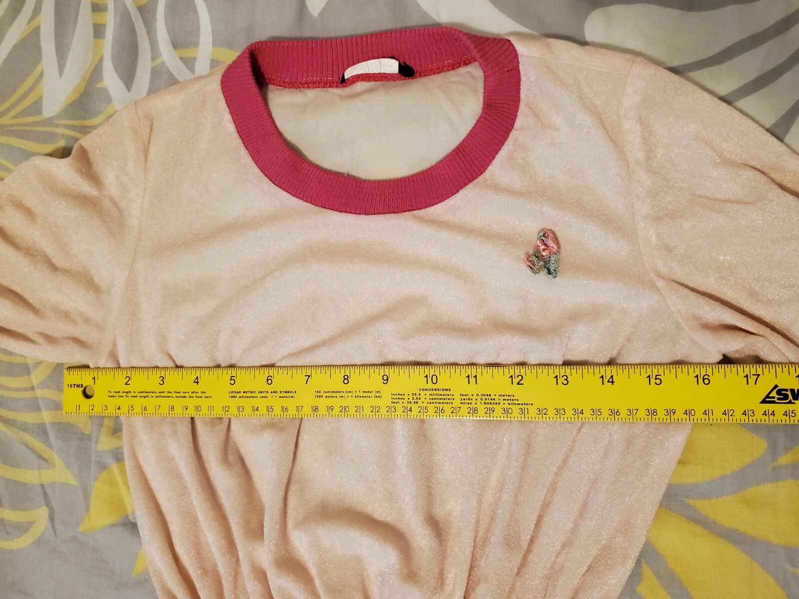 Small Vintage 70s 80s Dress Velvet Like Flower Pink Off White Ivory Cream