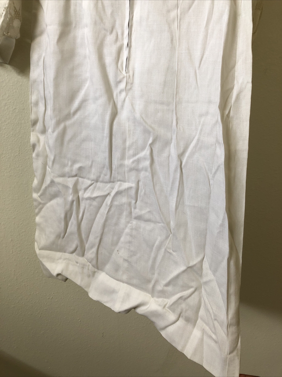 NWT VTG 1960’S White Rayon Dress With Lace Sleeves Size M