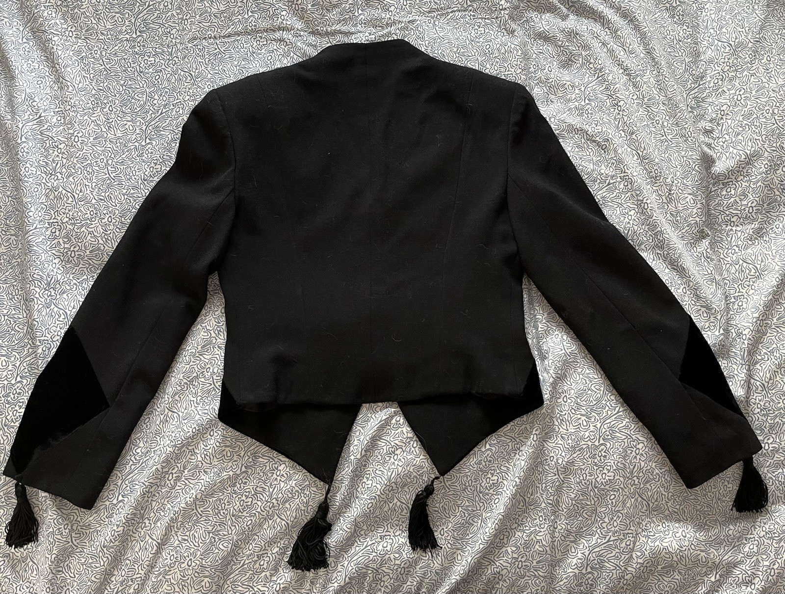 Amazing Vintage Cache Black Wool & Velvet Harlequin Crop Jacket Tassels Sz 2/XS