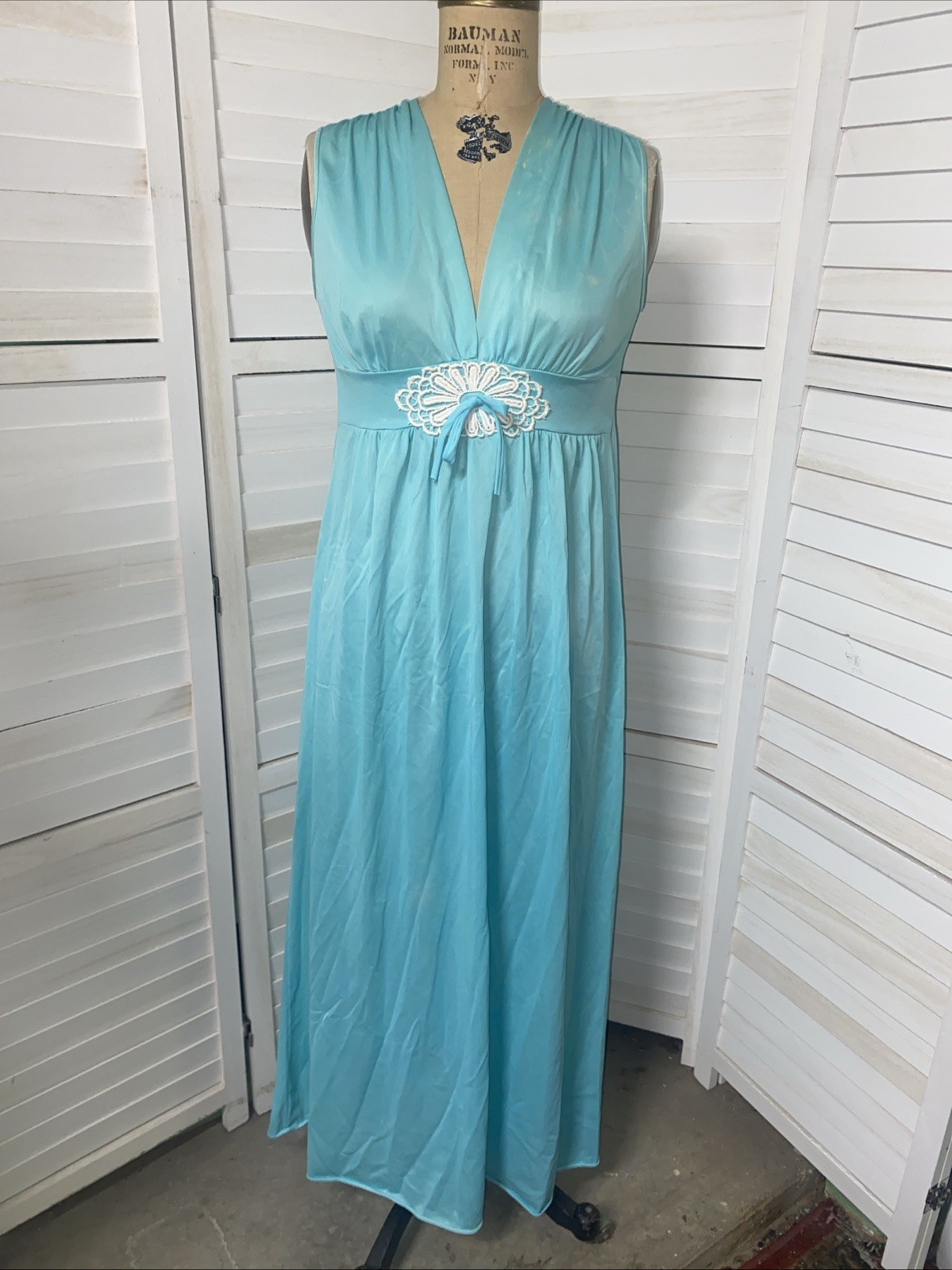 Vintage 1960s 100% Nylon Aqua Blue Green Maxi Floor Length Nightgown Size Med