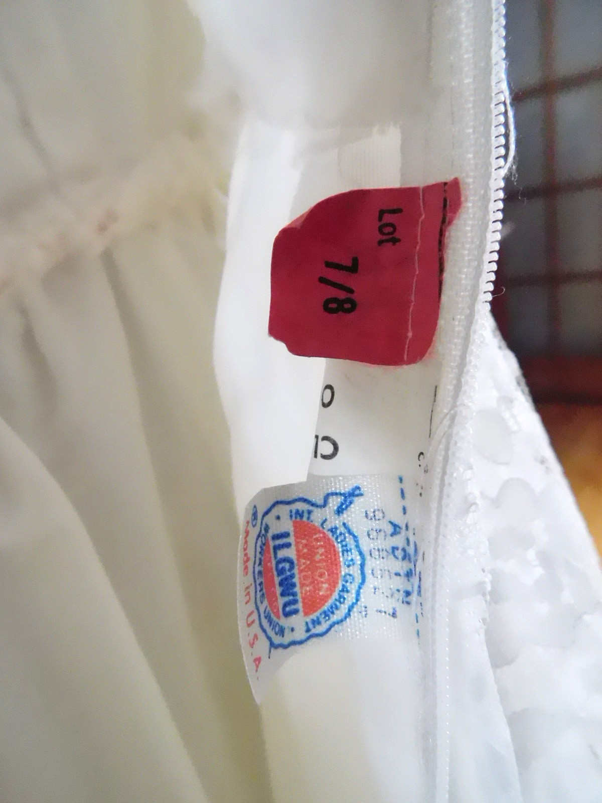 Vintage White Layered Lace Gown Fitted Bodice-Spaghetti Straps Sz 7/8