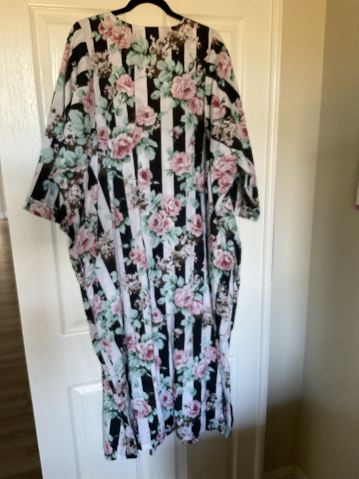 VTG Anthony Richards 1980s Black/Pink Roses Housedress Size 4X New